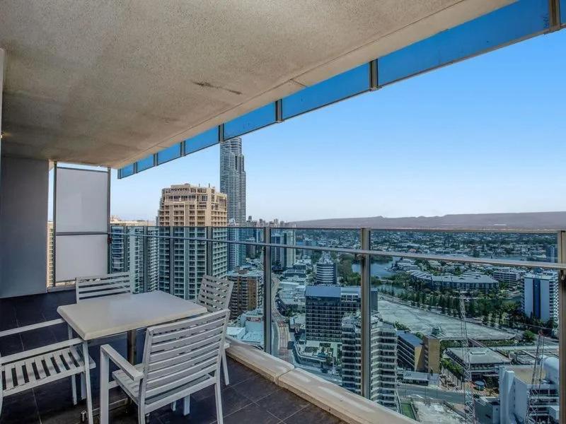H Star Residences-- Paradise Stayz Gold Coast Eksteriør billede