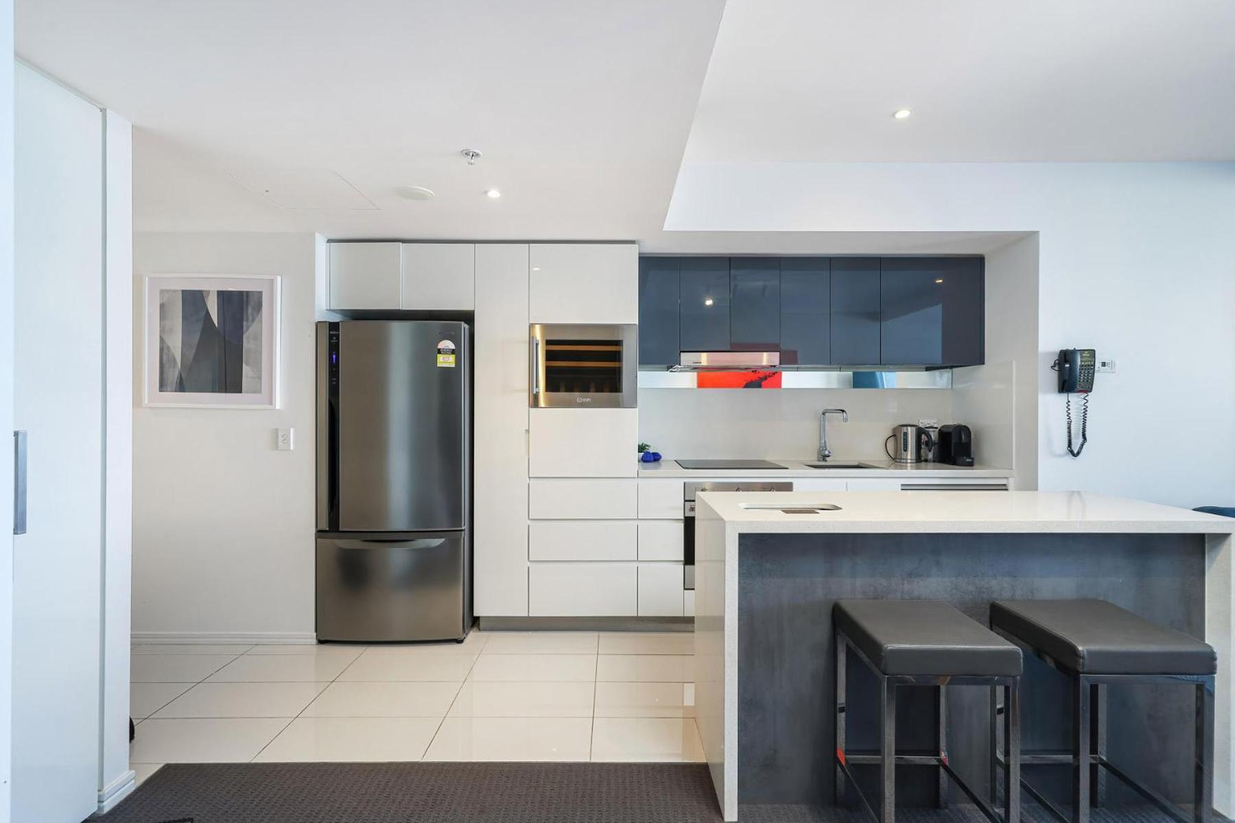 H Star Residences-- Paradise Stayz Gold Coast Eksteriør billede