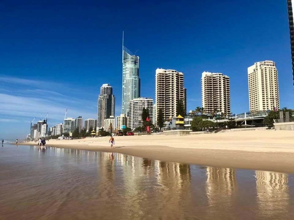 H Star Residences-- Paradise Stayz Gold Coast Eksteriør billede